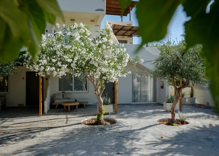 Villa Vivari Suites מלון דירות