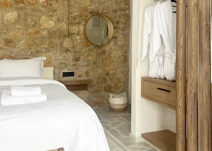 מלון דירות Villa Vivari Suites 4*