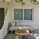 Villa Vivari Suites 4* Vivári