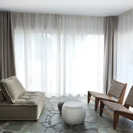 Villa Vivari Suites 4*