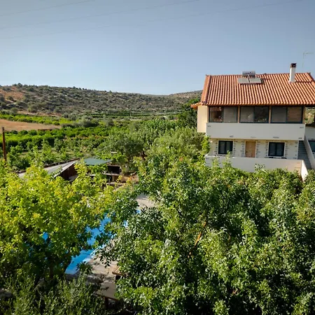 Ξενοδοχείο με διαμερίσματα Villa Vivari Suites 4*