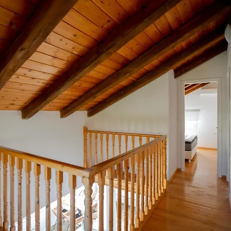 Ξενοδοχείο με διαμερίσματα Villa Vivari Suites 4*